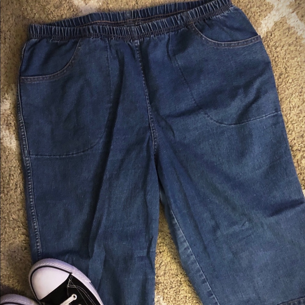 MOM JEANS cropped with Elastic Band